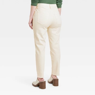 Women's High-Rise 90's Slim Straight Jeans - Universal Thread™ White 6 Women's High-Rise 90's Slim Straight Jeans - Universal Thread™ White - Image 4