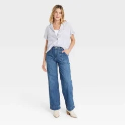 Women's High-Rise Wide Leg Jeans - Universal Thread™ Medium Wash -Universal Thread GUEST 71db1b6e c192 4840 8a4d 521ae3de54d0