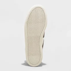 Women's Paige Sneakers - Universal Thread™ -Universal Thread GUEST 8d98212f 5d4d 44cf 9832 5f43ef12deb5