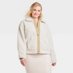 Women's Utility Faux Fur Jacket - Universal Thread™ White 9 Women's Utility Faux Fur Jacket - Universal Thread™ White -Universal Thread GUEST 8fb26fed 1fff 4bd1 928a 8228a148290f
