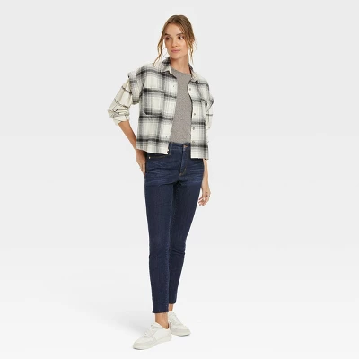 Women's High-Rise Skinny Jeans - Universal Thread™ Dark Wash 4 Women's High-Rise Skinny Jeans - Universal Thread™ Dark Wash - Image 2