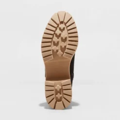 Women's Crispin Chelsea Boots - Universal Thread™ -Universal Thread GUEST b3519bd7 956b 4b10 91fb 7e76d67d739a