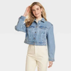 Women's Cropped Denim Jacket - Universal Thread™ Medium Wash -Universal Thread GUEST ce3ced63 7883 4f8d a5a4 52316b57d8bd
