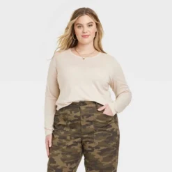 Women's Long Sleeve Sensory Friendly T-Shirt - Universal Thread™ -Universal Thread GUEST dcbba9a3 8d12 4efb 9642 ac931c802ba3